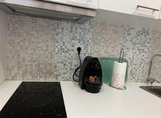 Fantastic 1 Bedroom Apartment At Roma Avenue - 1B 리스본 외부 사진